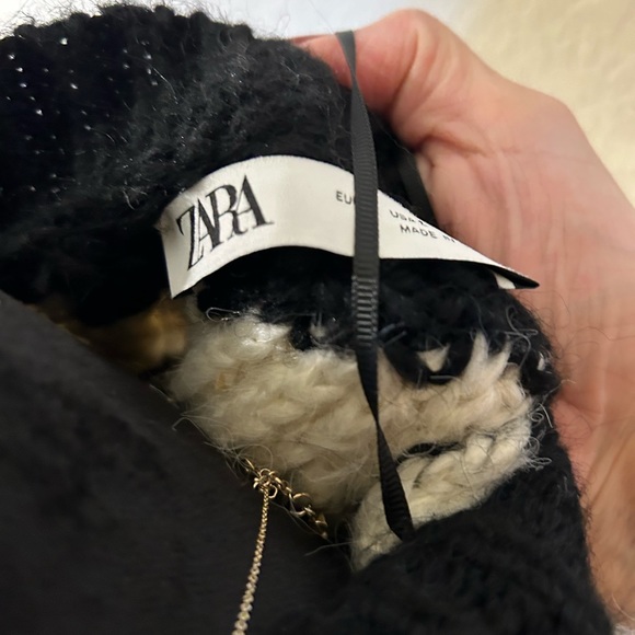 Zara wool and alpaca blend striped cardigan , front closure .Size  L - Picture 4 of 8